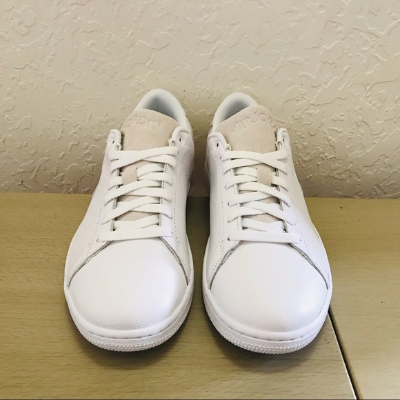 Nike Air Jordan Centre Court \